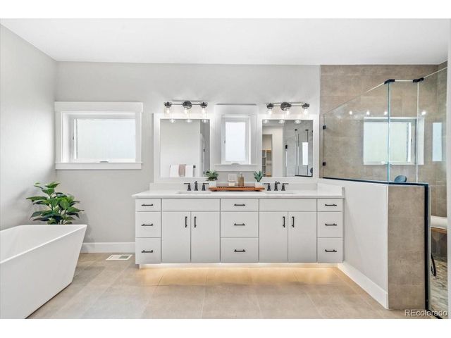 16631 Early Light Dr, Colorado Springs, CO 80908