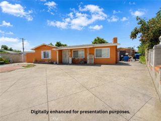 4728 W Henderson Pl, Santa Ana, CA 92704