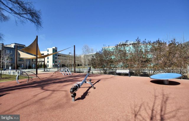 6632 EAMES WAY, Bethesda, MD 20817