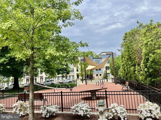 6632 EAMES WAY, Bethesda, MD 20817
