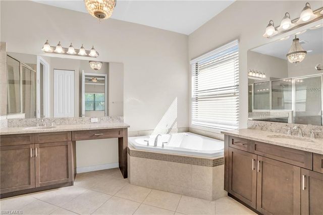 4420 Aurora ST, Naples, FL 34119