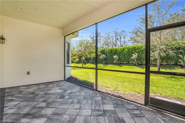 4420 Aurora ST, Naples, FL 34119