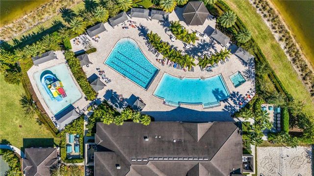 4420 Aurora ST, Naples, FL 34119