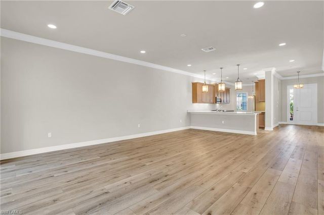 4420 Aurora ST, Naples, FL 34119