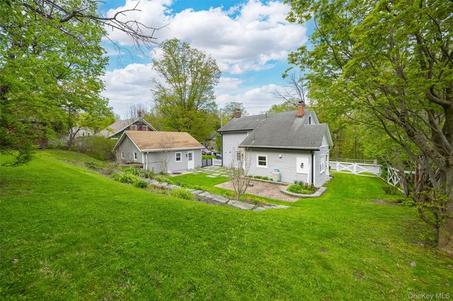 5 Valley Farm Road, Millbrook, NY 12545