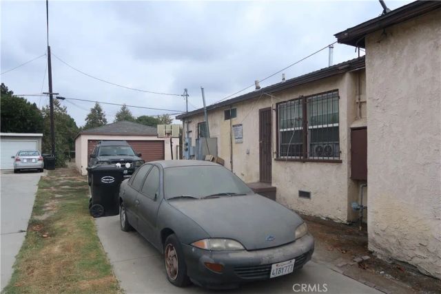 11912 Elva Avenue, Los Angeles, CA 90059