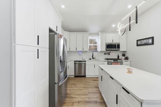 19-21 Standard St 3, Boston, MA 02126