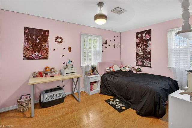 648 Knollwood Drive, Mount Airy, NC 27030
