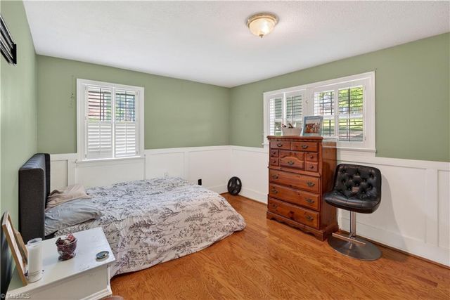 648 Knollwood Drive, Mount Airy, NC 27030