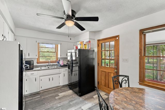 118 Kensington Drive, Spartanburg, SC 29306