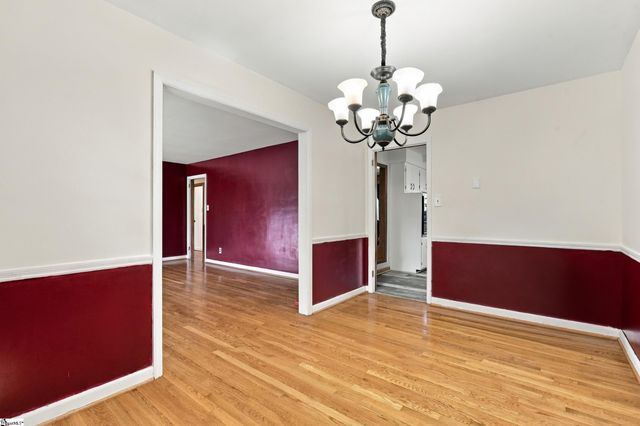 118 Kensington Drive, Spartanburg, SC 29306