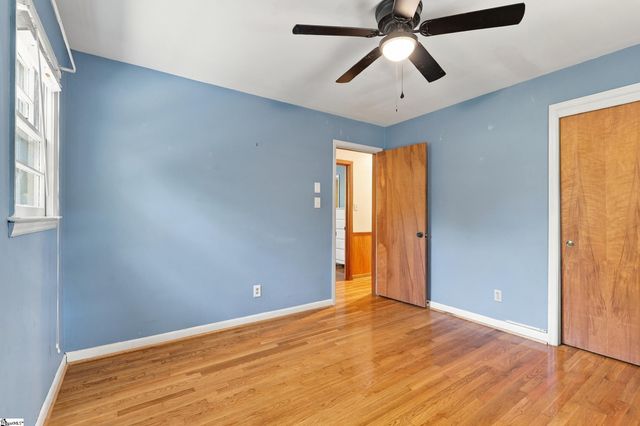 118 Kensington Drive, Spartanburg, SC 29306