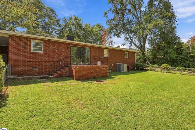 118 Kensington Drive, Spartanburg, SC 29306