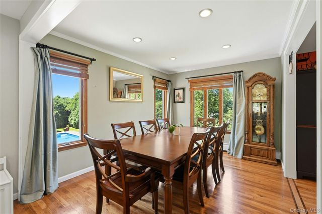 11 Rockrose Lane, East Northport, NY 11731