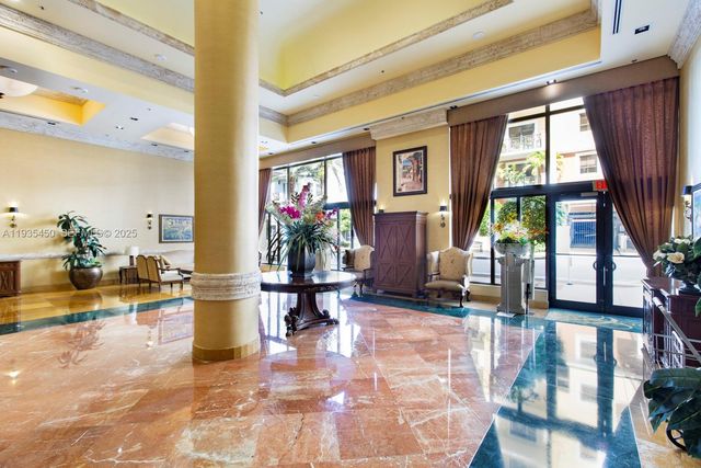 8395 SW 73rd Ave 521, Miami, FL 33143