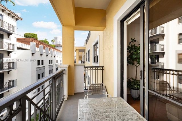 8395 SW 73rd Ave 521, Miami, FL 33143