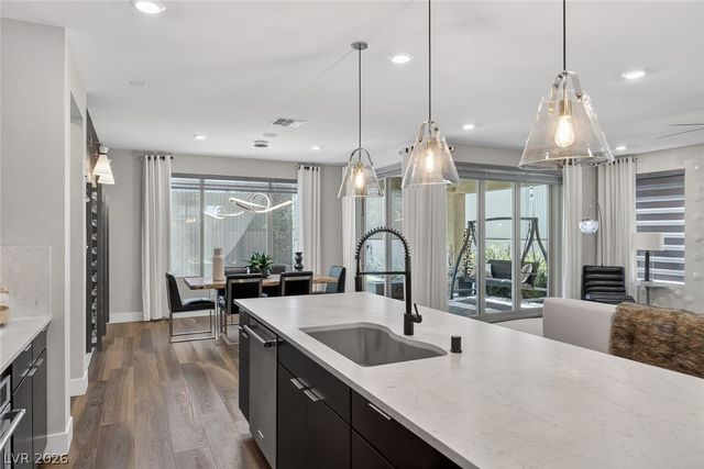 6588 Songfest Street, North Las Vegas, NV 89086