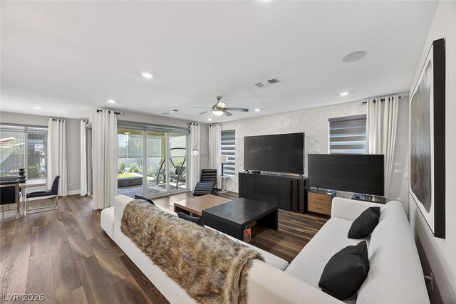 6588 Songfest Street, North Las Vegas, NV 89086