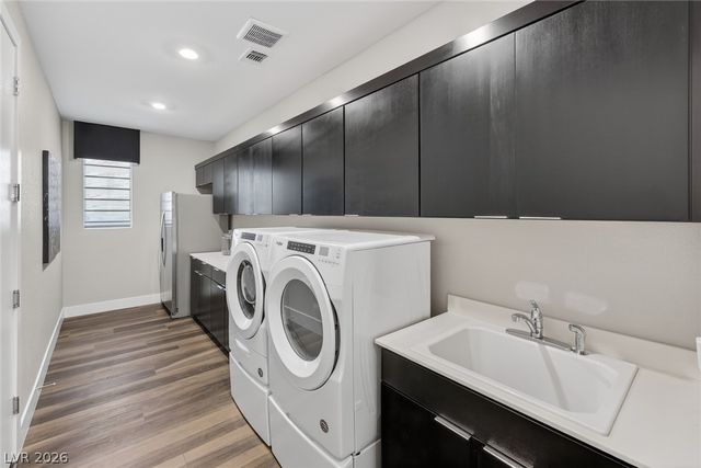 6588 Songfest Street, North Las Vegas, NV 89086