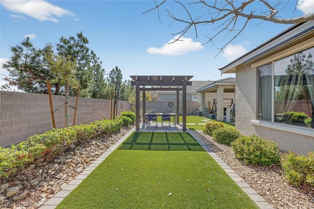 6588 Songfest Street, North Las Vegas, NV 89086