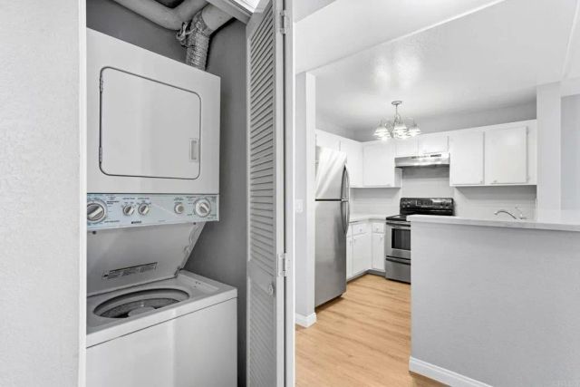 3440 Lebon Dr 4217, University City, CA 92122