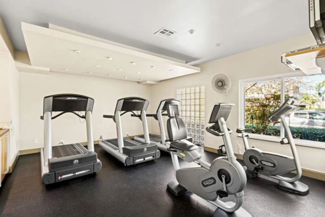 3440 Lebon Dr 4217, University City, CA 92122