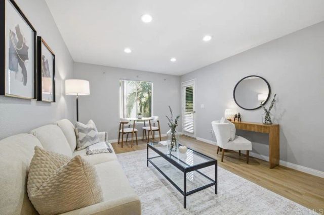 3440 Lebon Dr 4217, University City, CA 92122