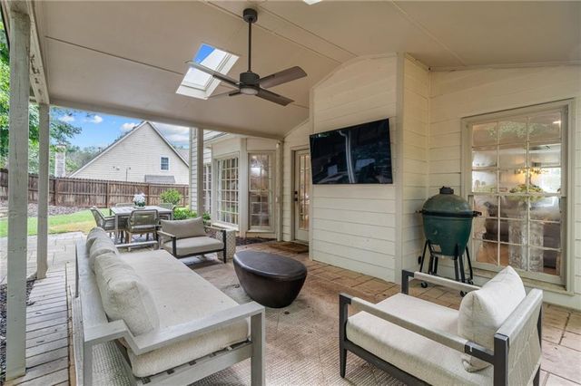 231 Red Oak Lane, Alpharetta, GA 30009