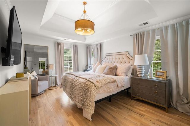 231 Red Oak Lane, Alpharetta, GA 30009