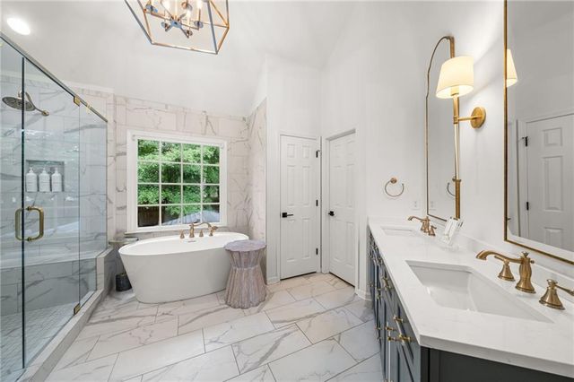 231 Red Oak Lane, Alpharetta, GA 30009