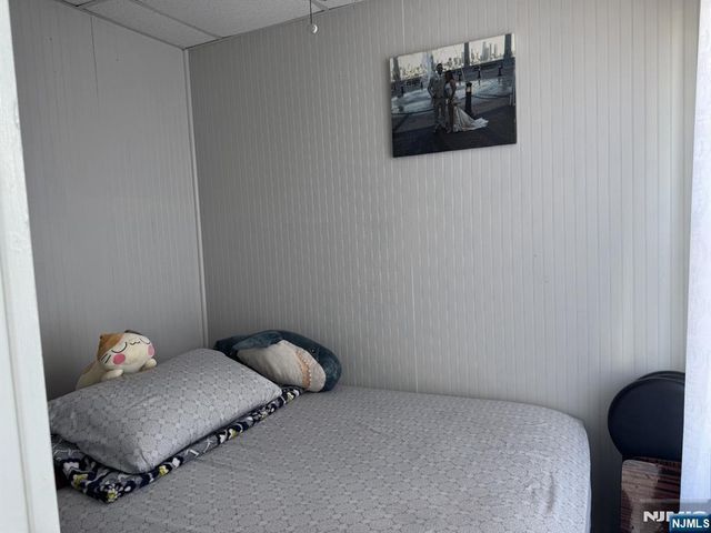 9 E 15th Street, Bayonne, NJ 07002