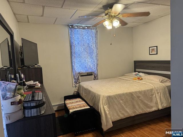 9 E 15th Street, Bayonne, NJ 07002