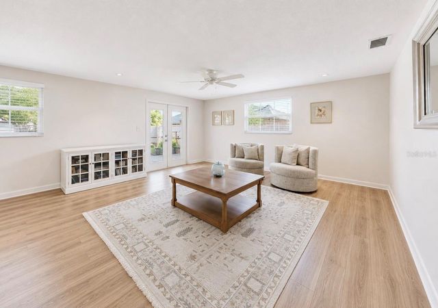 6316 JAMAICA CIRCLE E E, Apollo Beach, FL 33572