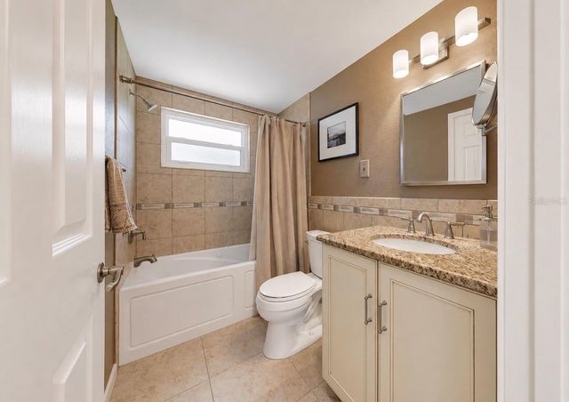 6316 JAMAICA CIRCLE E E, Apollo Beach, FL 33572