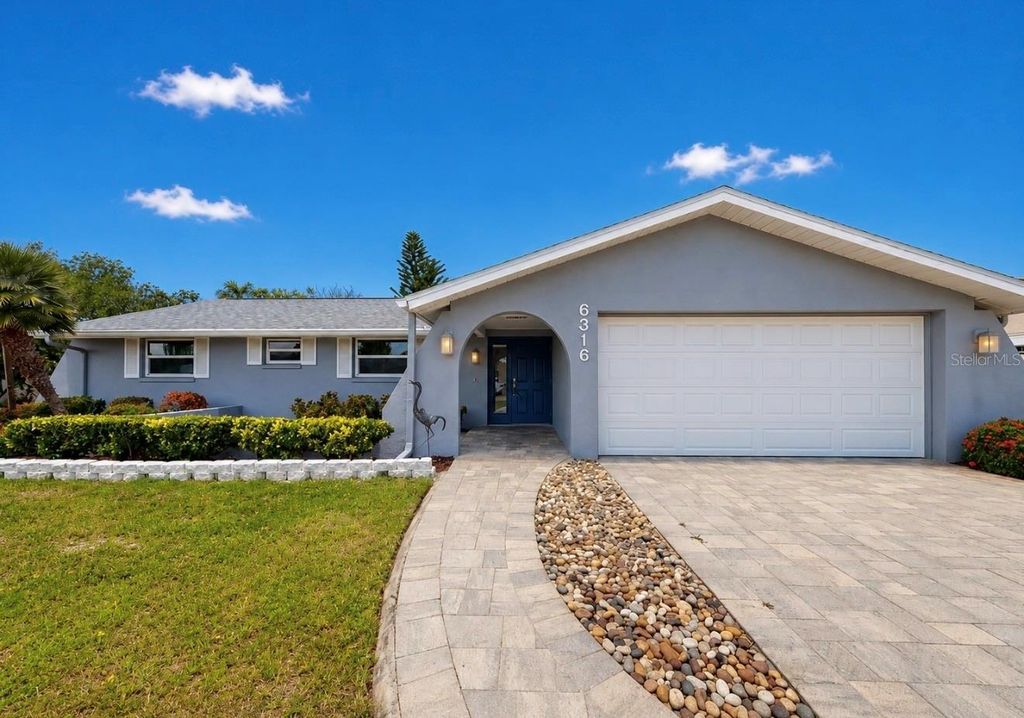 6316 JAMAICA CIRCLE E E, Apollo Beach, FL 33572
