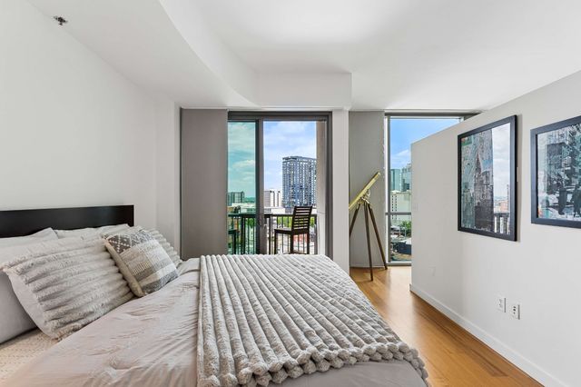 900 20th Ave S Apt 709, Nashville, TN 37212