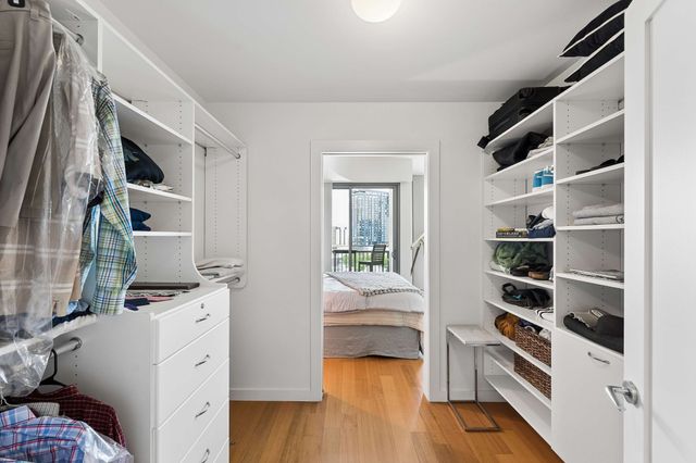 900 20th Ave S Apt 709, Nashville, TN 37212