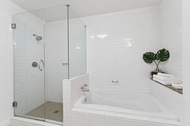 900 20th Ave S Apt 709, Nashville, TN 37212
