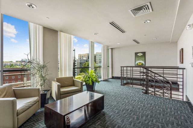 900 20th Ave S Apt 709, Nashville, TN 37212