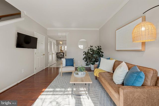 8346 HUNTER MURPHY CIR, Alexandria, VA 22309