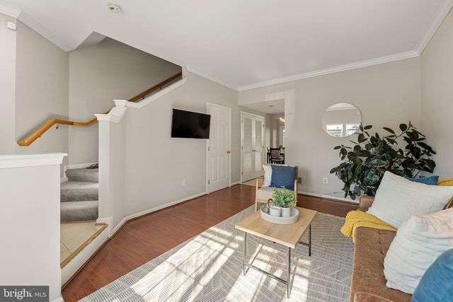 8346 HUNTER MURPHY CIR, Alexandria, VA 22309