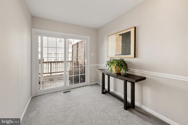 8346 HUNTER MURPHY CIR, Alexandria, VA 22309