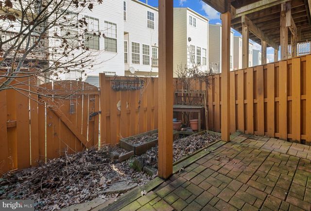 8346 HUNTER MURPHY CIR, Alexandria, VA 22309