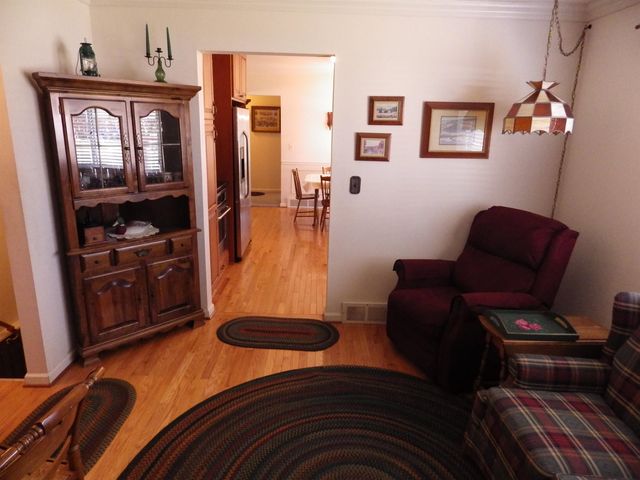 29619 Pinto Drive, Warren, MI 48093