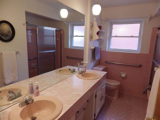 29619 Pinto Drive, Warren, MI 48093