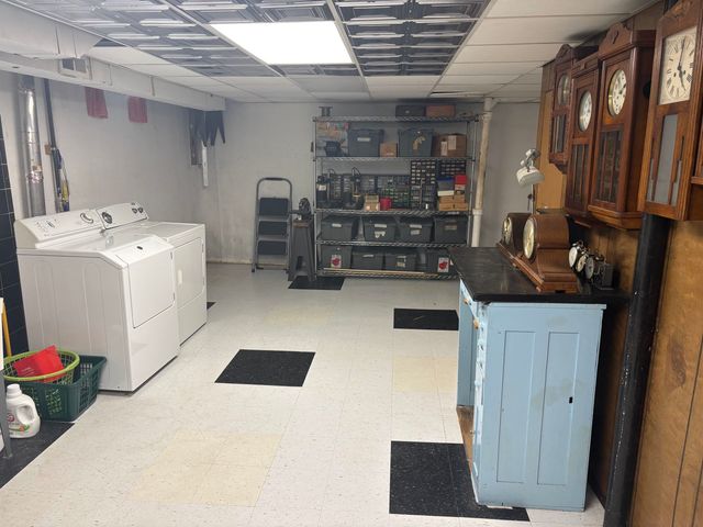 29619 Pinto Drive, Warren, MI 48093