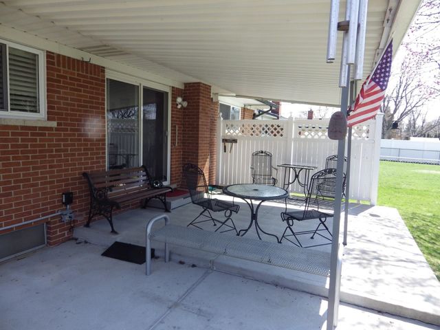 29619 Pinto Drive, Warren, MI 48093