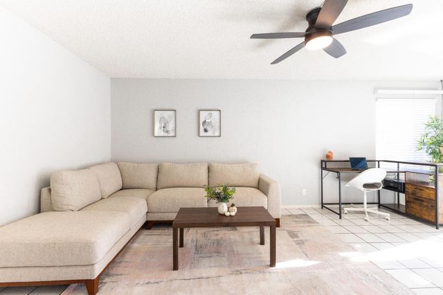 2608 Kansas Way Way, Sacramento, CA 95827