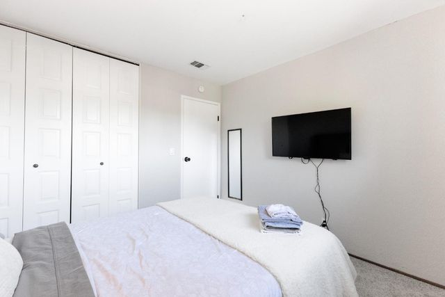 2608 Kansas Way Way, Sacramento, CA 95827