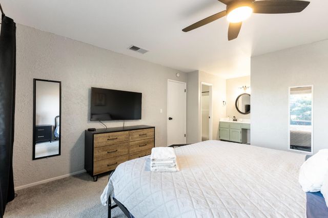 2608 Kansas Way Way, Sacramento, CA 95827